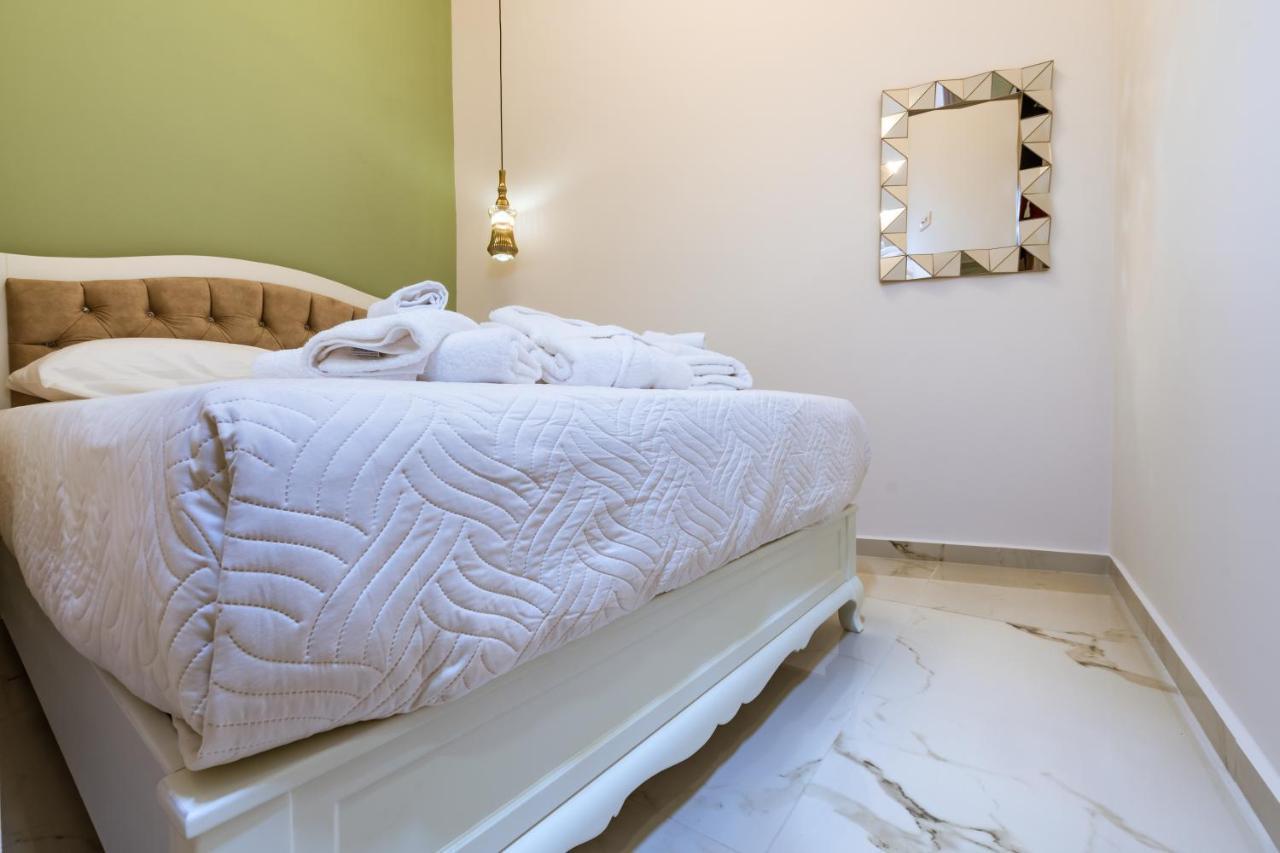Konmari Boutique Suites Chania  Exterior photo