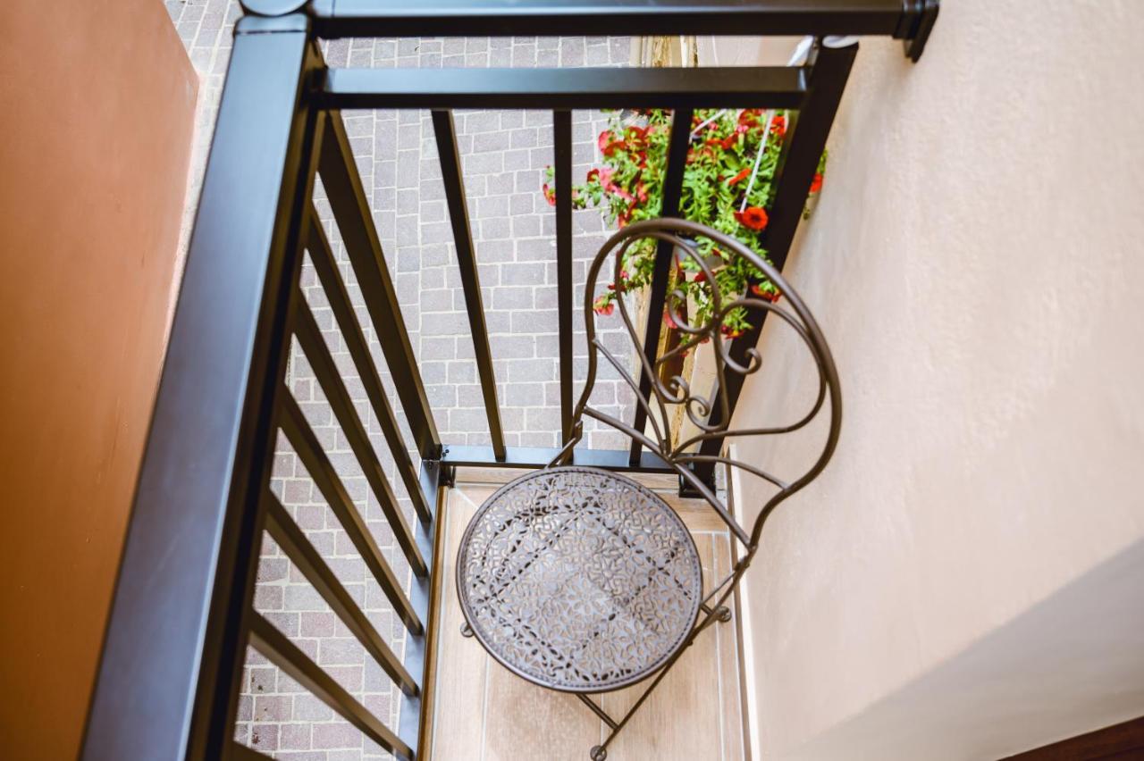 Konmari Boutique Suites Chania  Exterior photo