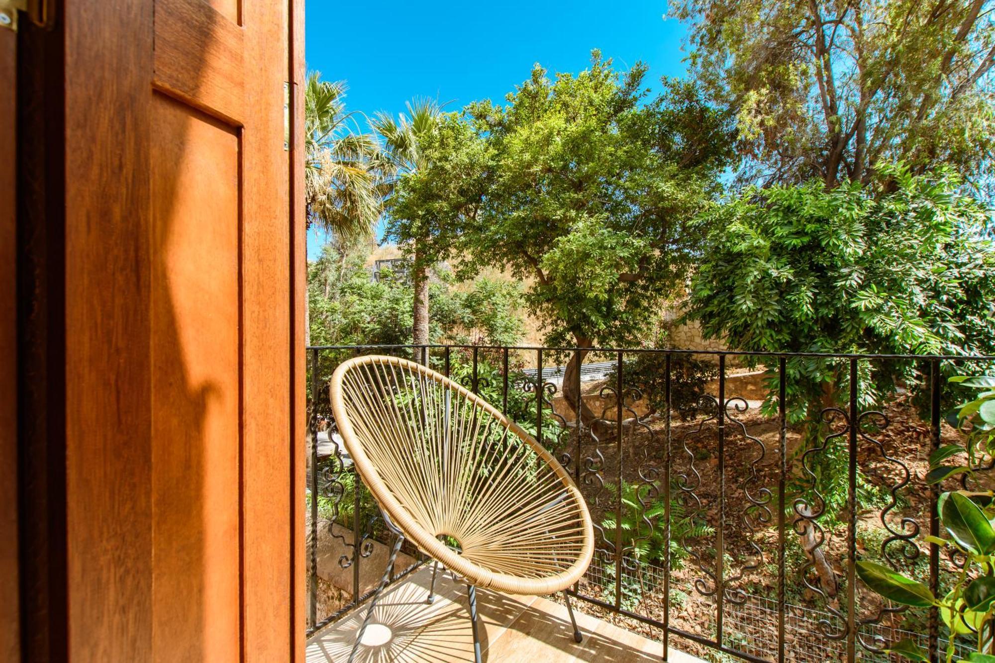 Konmari Boutique Suites Chania  Exterior photo